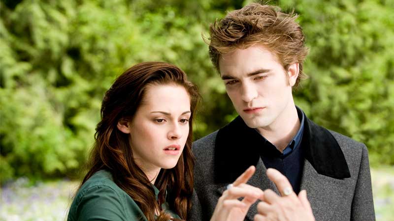 پشت صحنه فیلم گرگ و میش: ماه نو (همراه با زیرنویس فارسی)