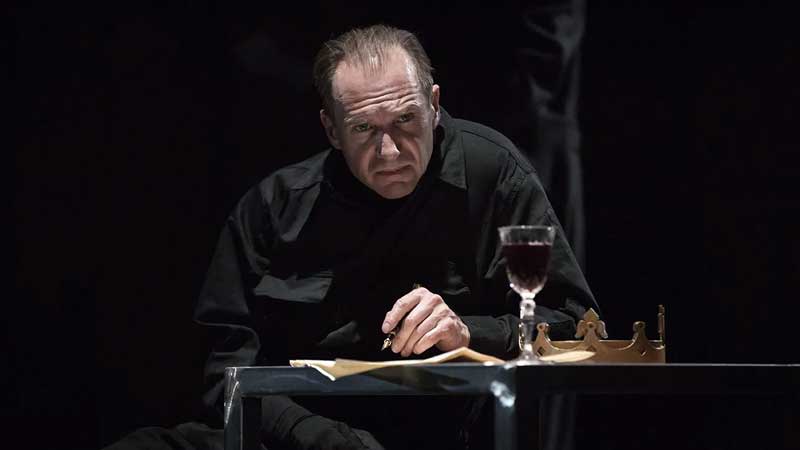 فیلم تئاتر ریچارد سوم با بازی رالف فاینز (همراه با زیرنویس فارسی)